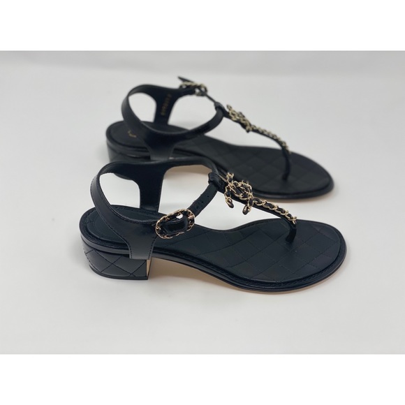 ❗️SOLD❗️Chanel quilted leather  black cc logo sand - Picture 10 of 16